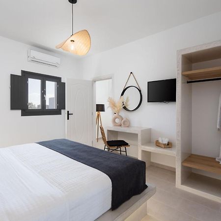Almira Luxury Suites Perivolos  Luaran gambar