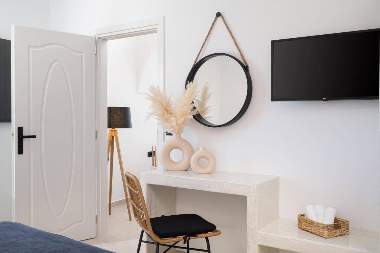 Almira Luxury Suites Perivolos  Luaran gambar