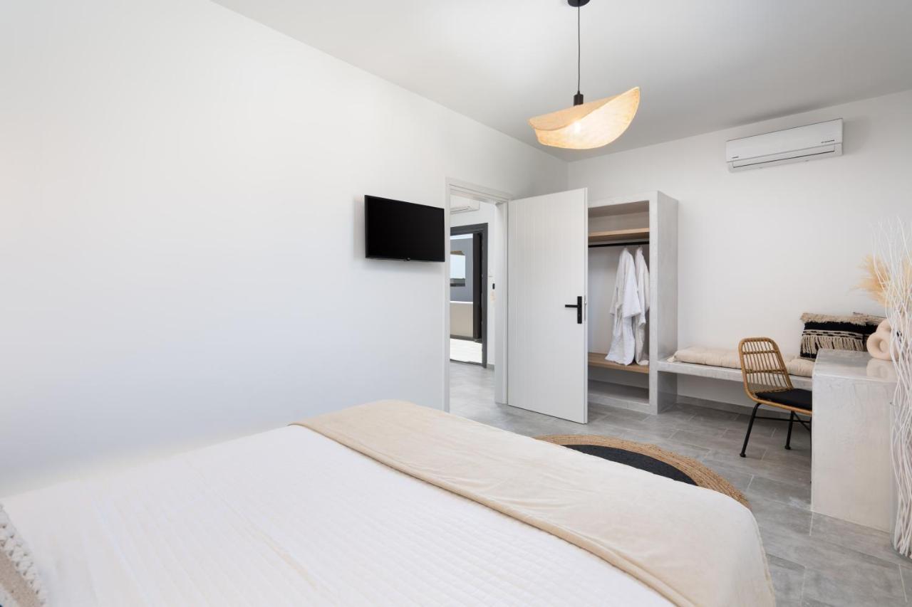 Almira Luxury Suites Perivolos  Luaran gambar