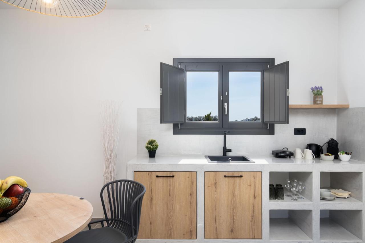Almira Luxury Suites Perivolos  Luaran gambar