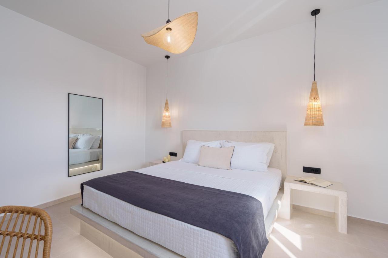 Almira Luxury Suites Perivolos  Luaran gambar