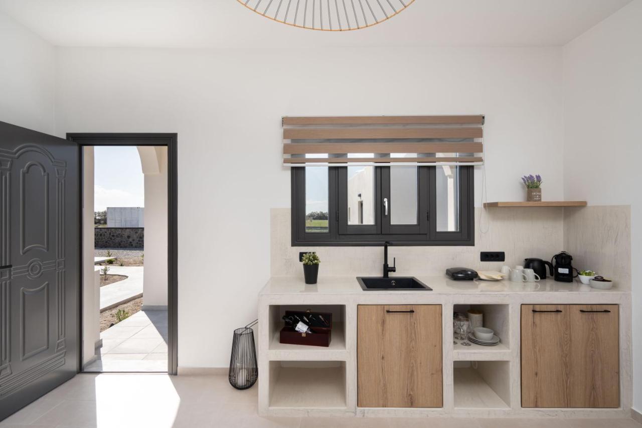 Almira Luxury Suites Perivolos  Luaran gambar